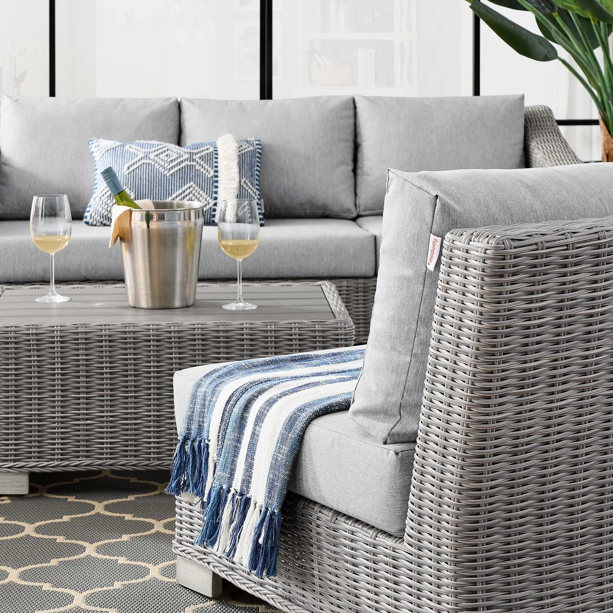 Conway 5-Piece Outdoor Patio Wicker Rattan Furniture Set by Modway