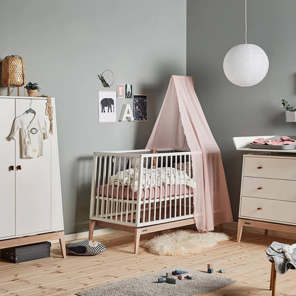 Leander Luna Cot