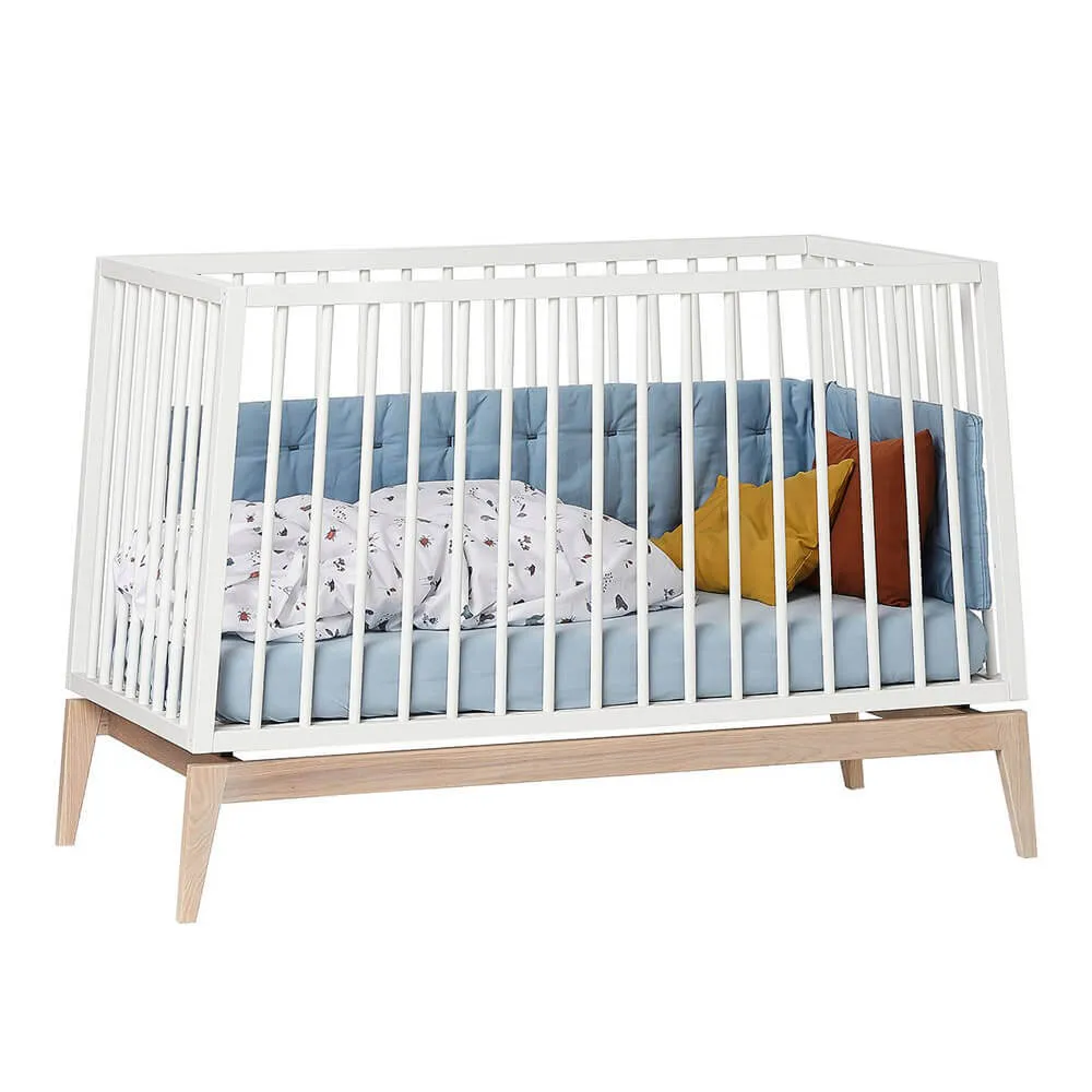 Leander Luna Cot