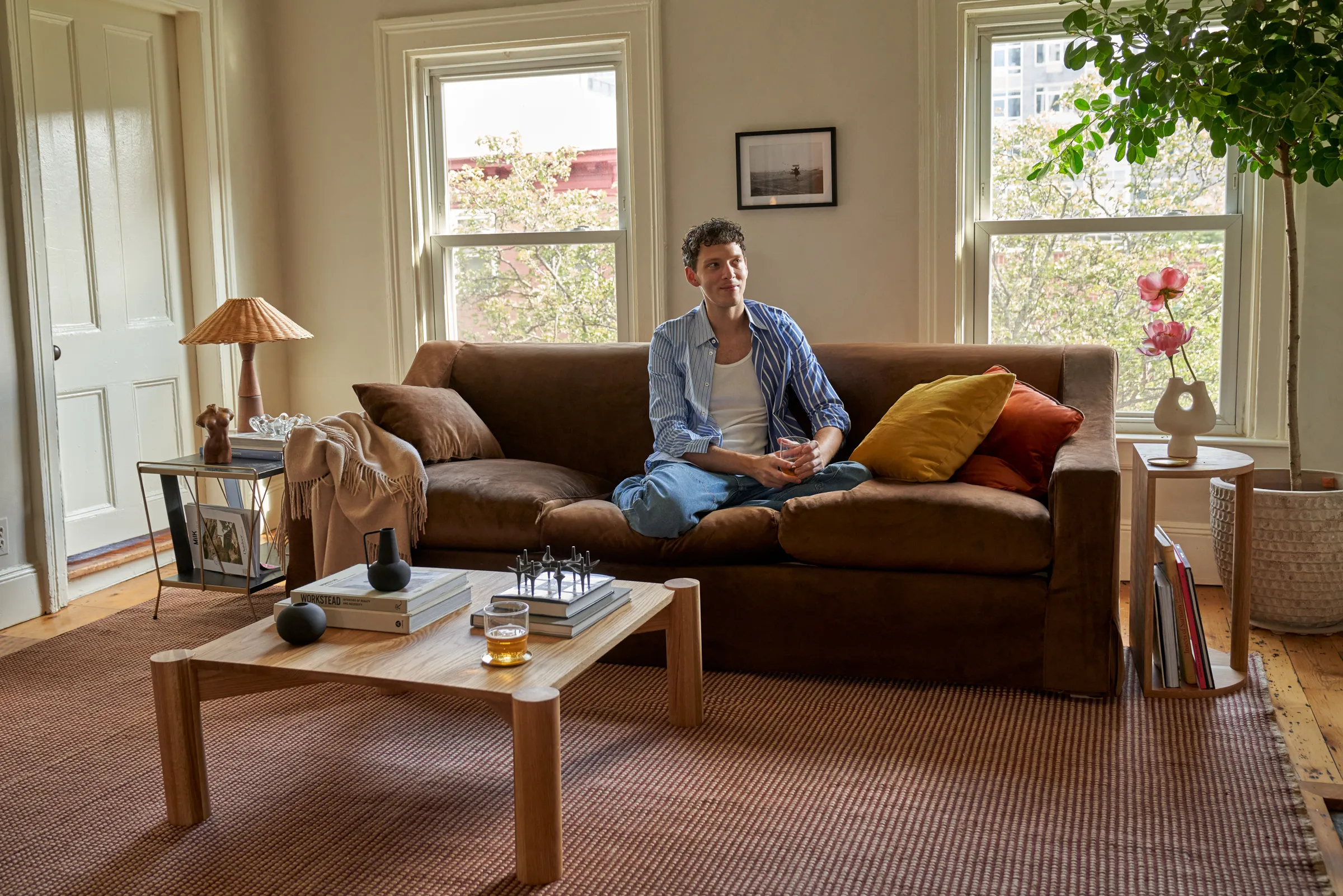 The Evergreen Sofa in Hemp
